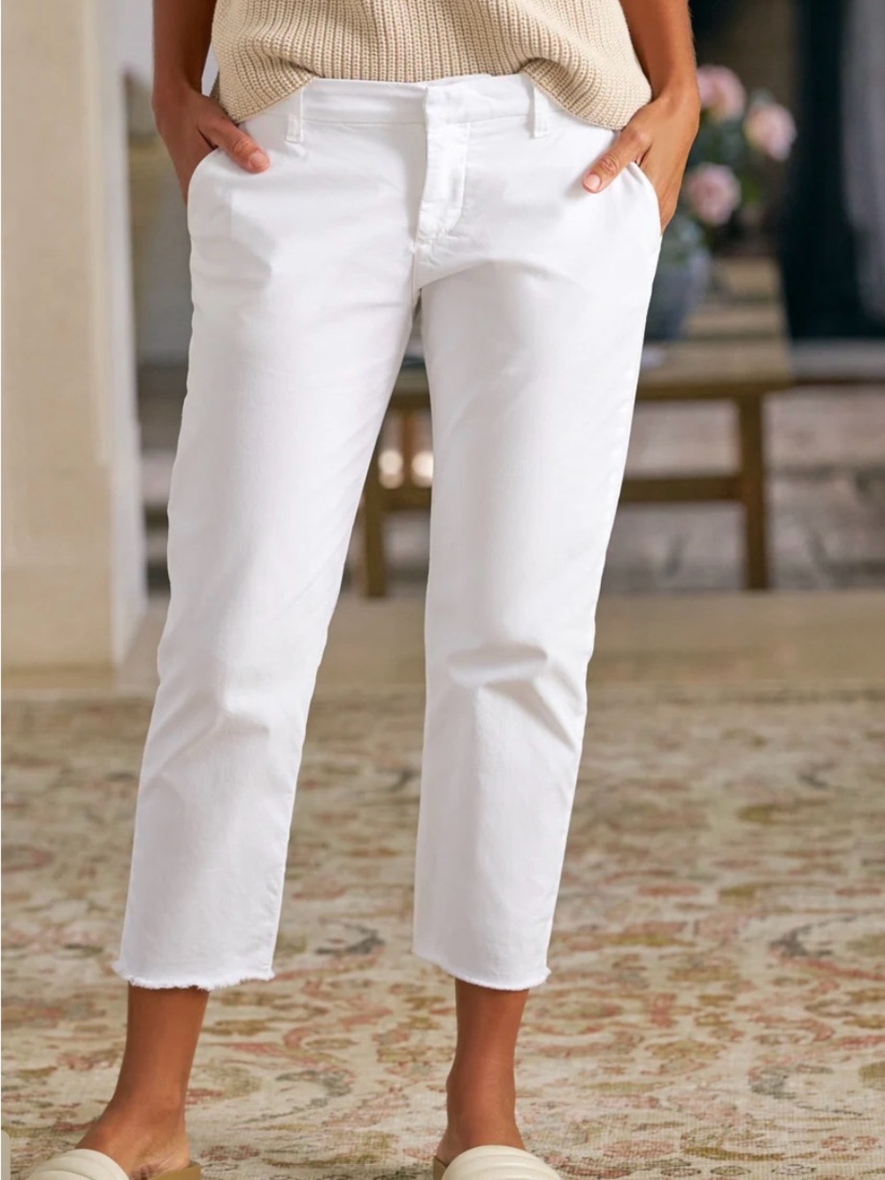 FRANK & EILEEN • Wicklow mid rise straight leg cropped pants - white - size 8